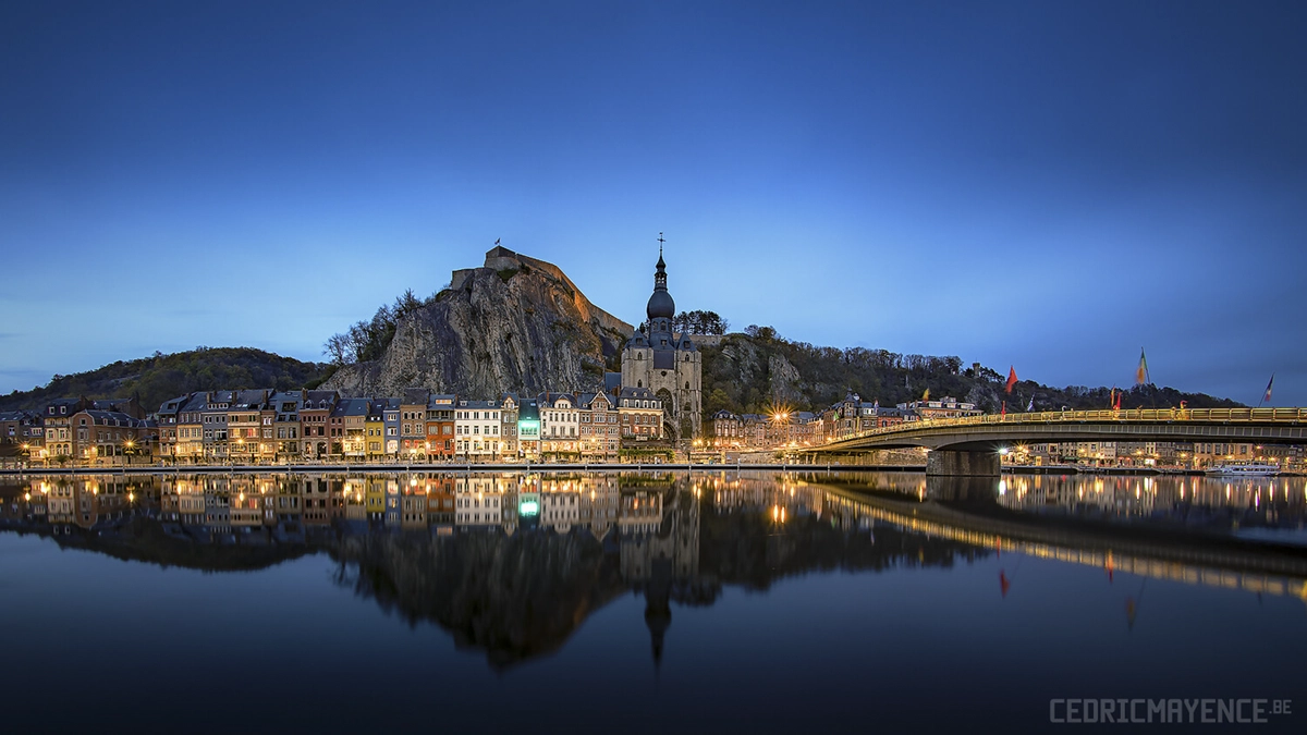Dinant de nuit, escapade romantique en Belgique pour la Saint-Valentin